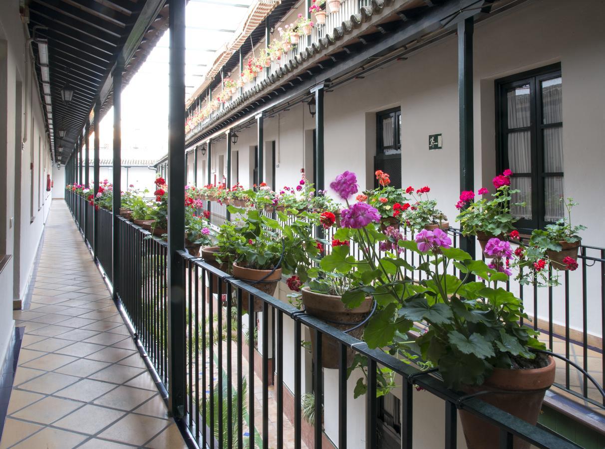 Corral De Los Chicharos Севилья Экстерьер фото